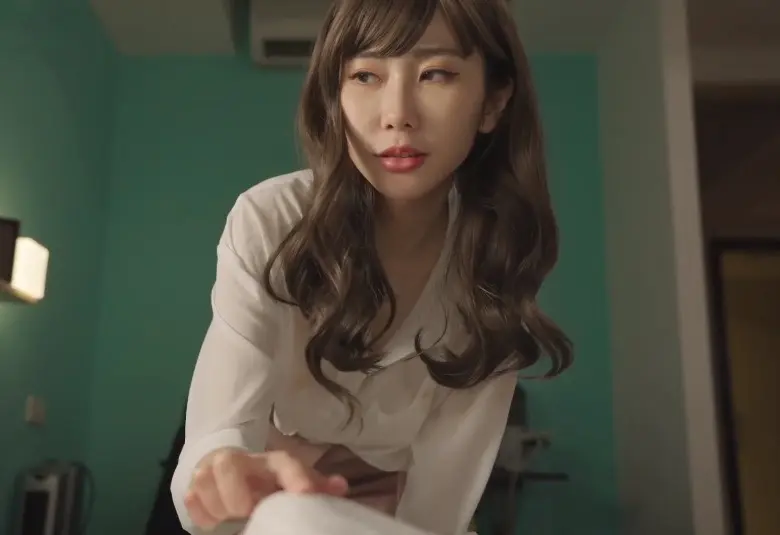 tìm bạn chat sex Làm tình không ngừng nghĩ với người mẹ kế xinh đẹp